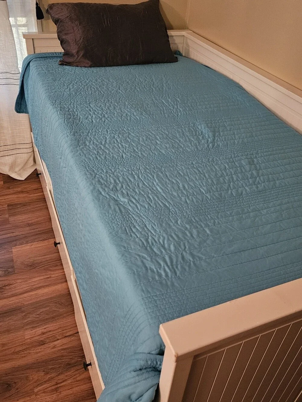 Reversable Quilt EXELLENT CONDITION